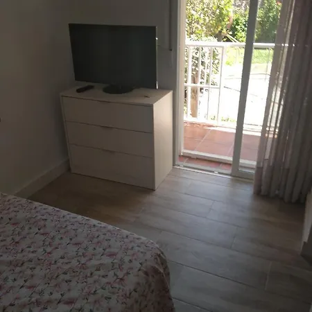 Habitación Independiente Con Baño Pensión