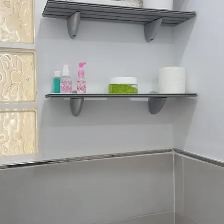 Habitación Independiente Con Baño 3*